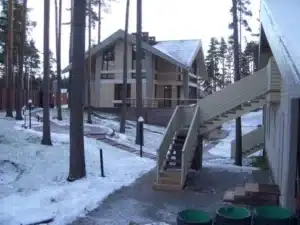 Конструкція сходів на другий поверх