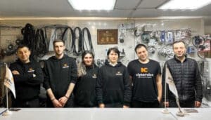 етапи ремонту кухонних комбайнів